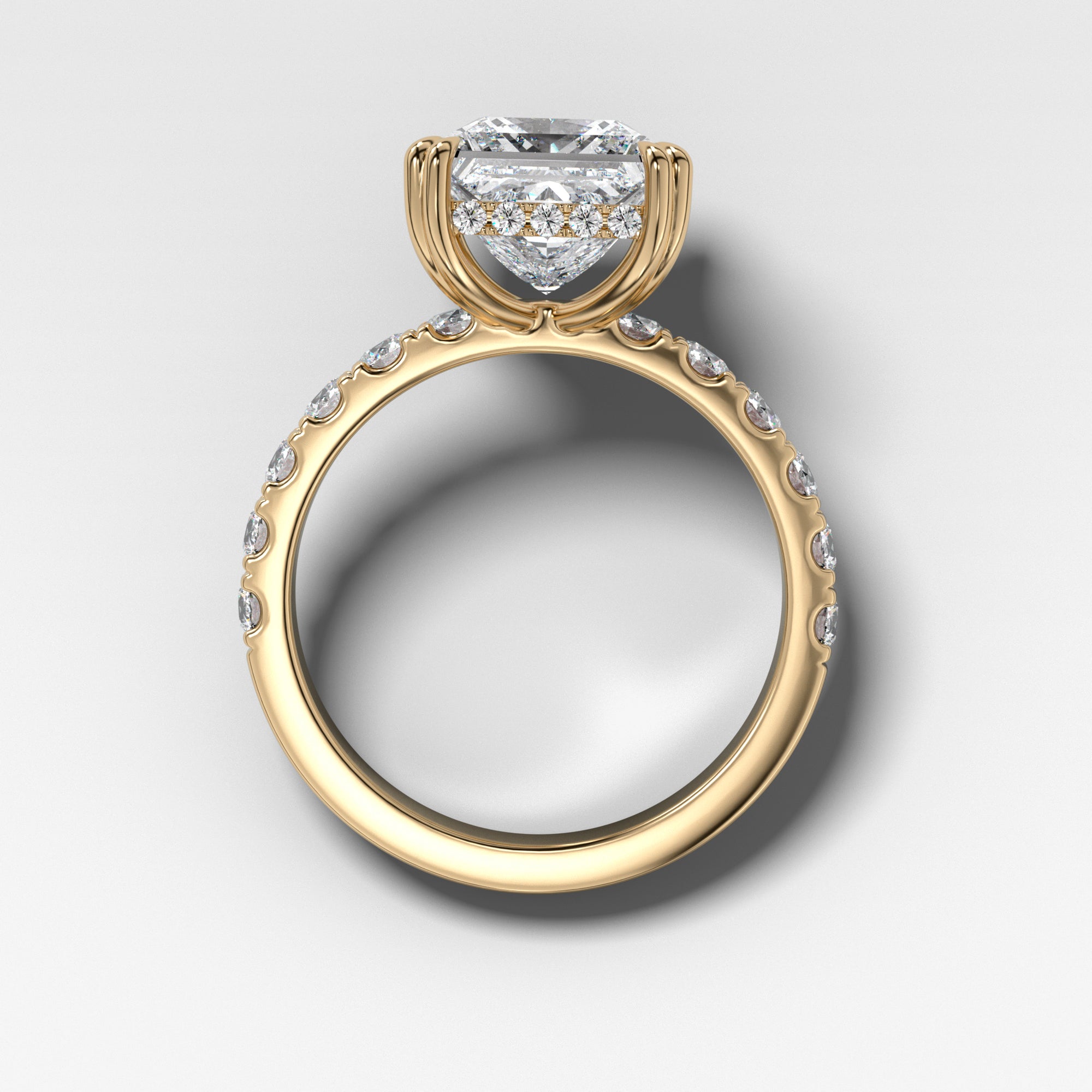 Zenith Ring With Princess Cut by Good Stone in Yellow Gold